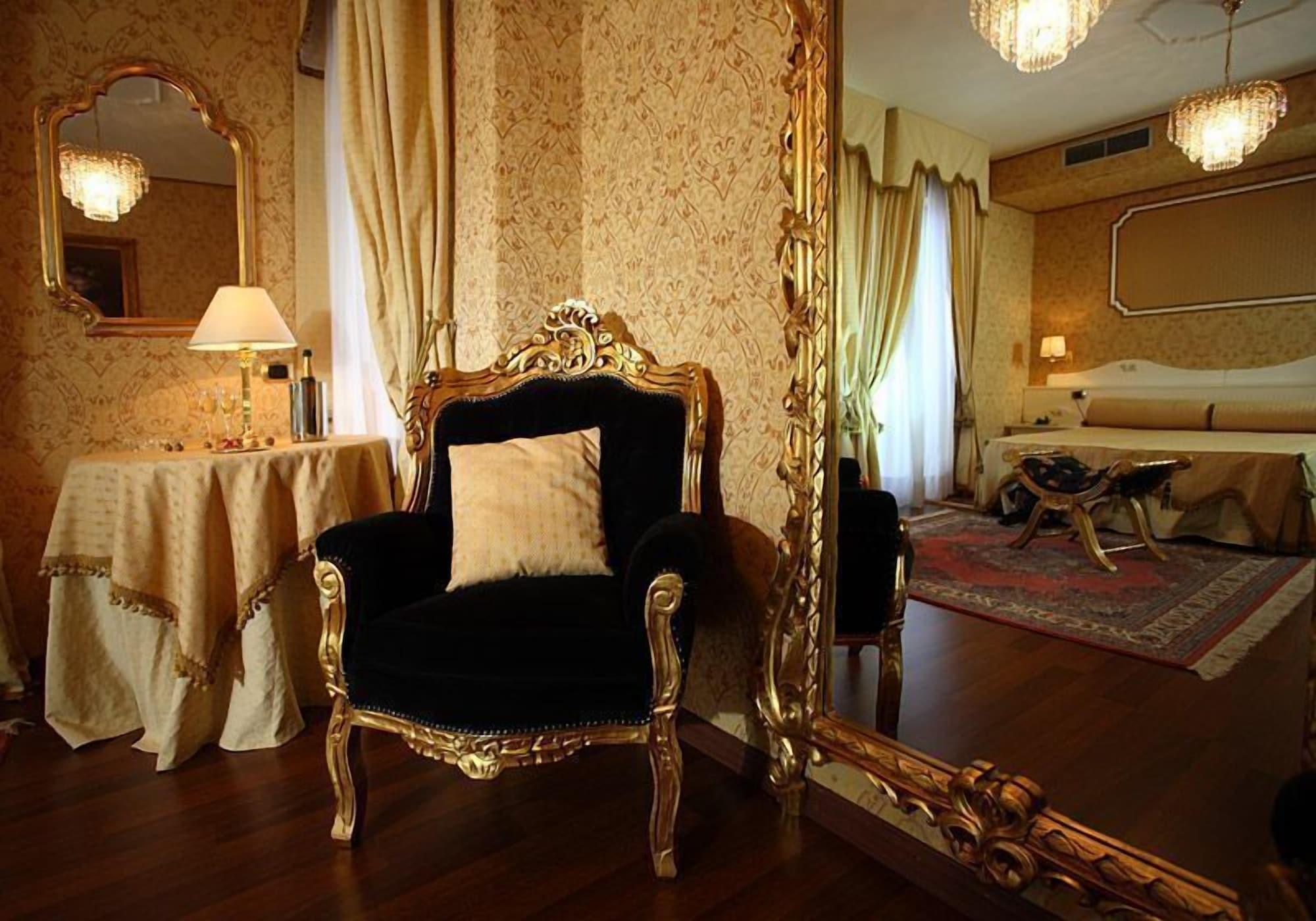Hotel Palace Catanzaro Esterno foto