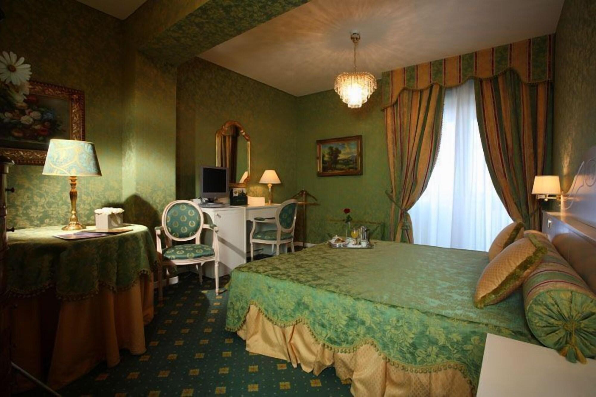 Hotel Palace Catanzaro Esterno foto